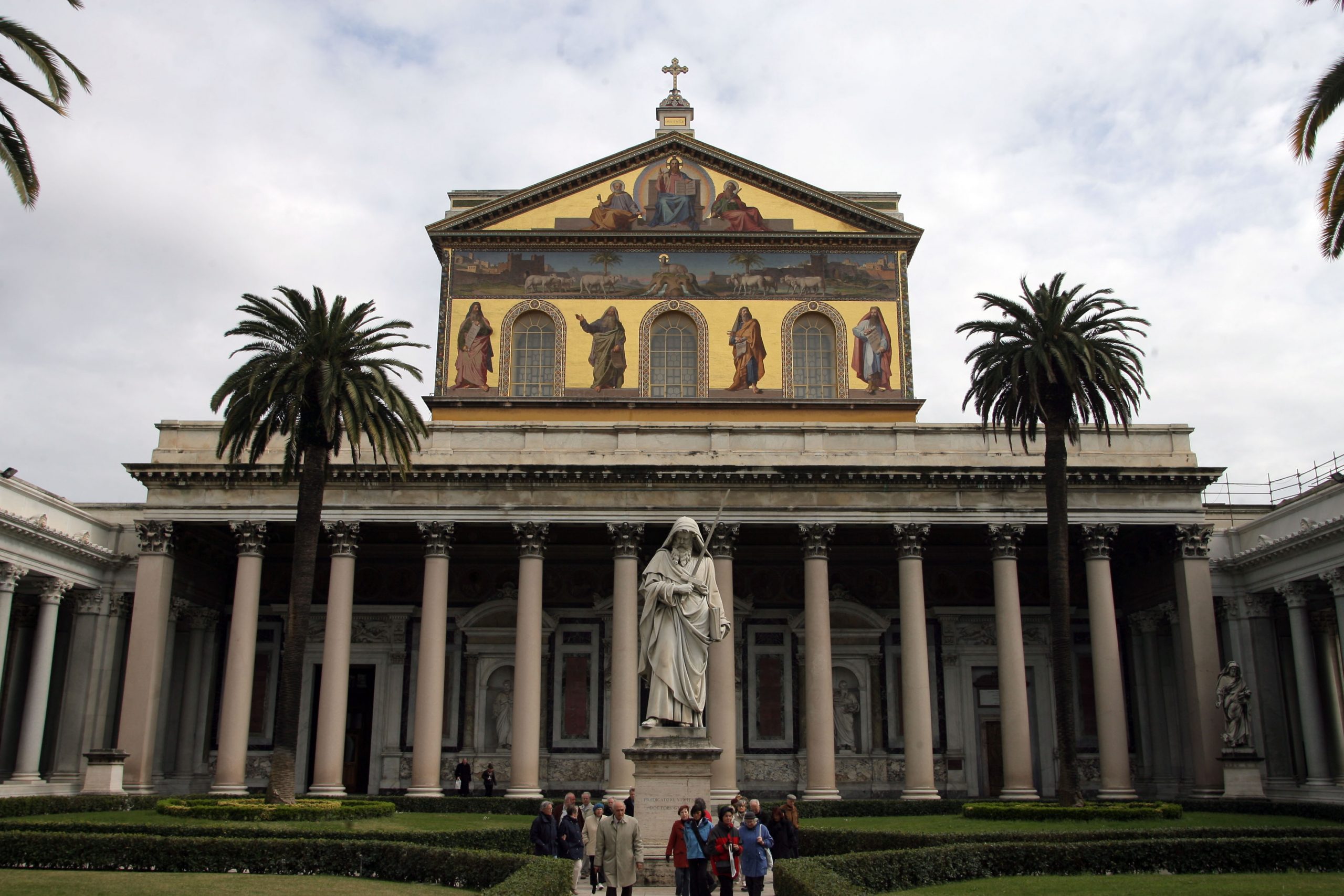 La basilica di San Paolo fuori le mura sede dell'assemblea